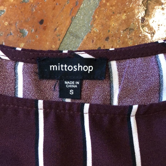 Mittoshop bell sleeve tie waist top szS - Picture 6 of 12